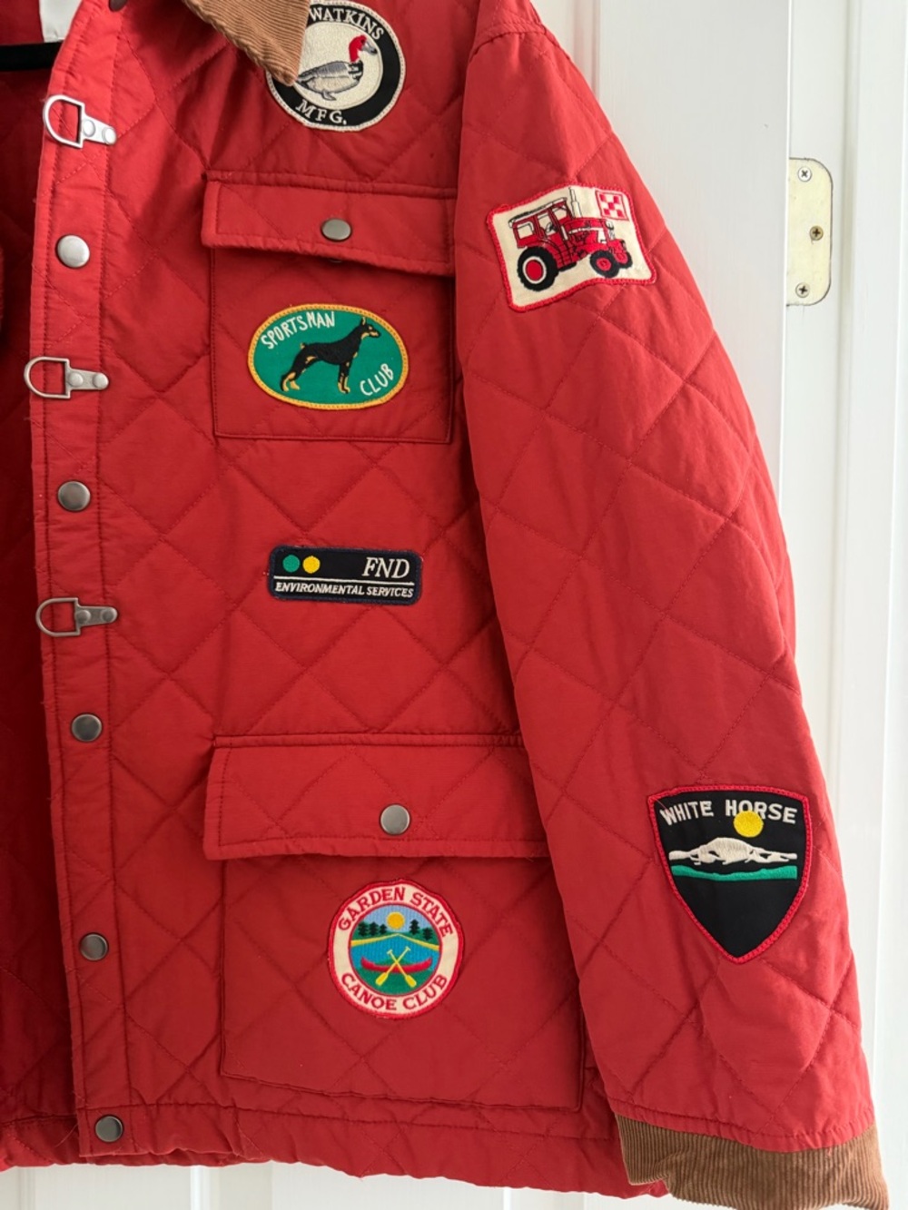Quilted Patchwork Red Jacket with Corduroy Collar - Picture 5 of 9